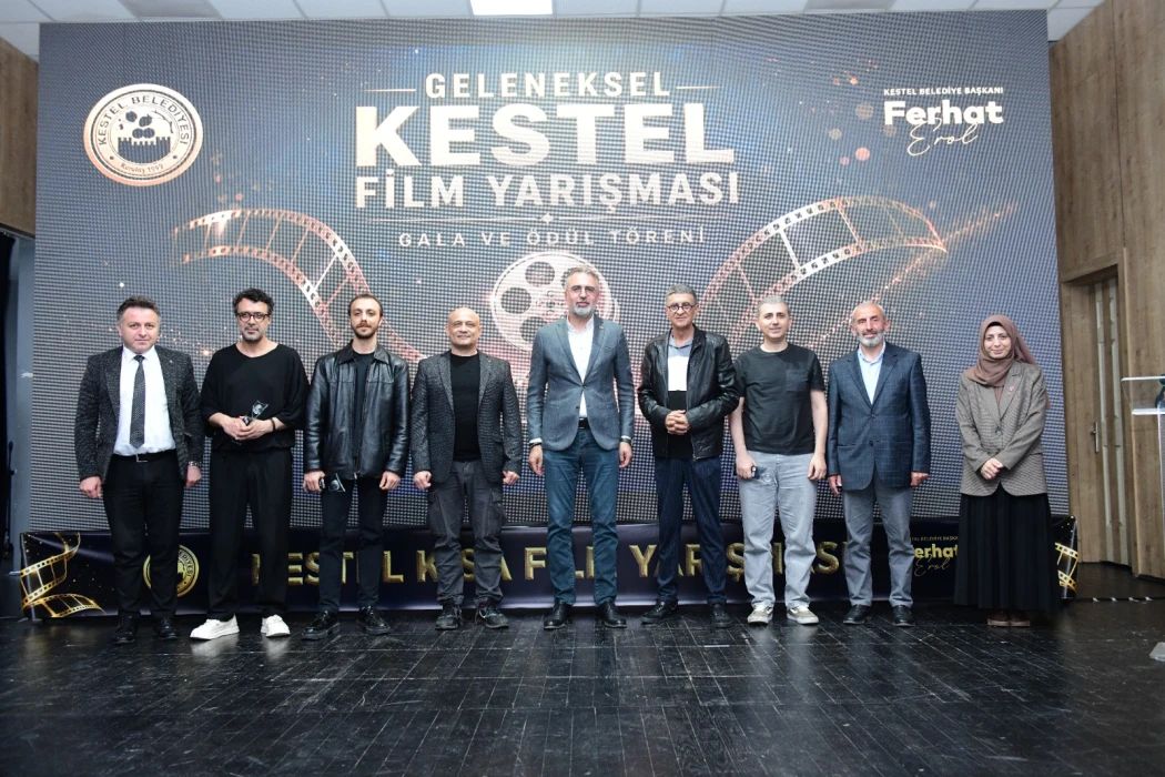Kestel Belediyesi’nden Kültür-Sanat Vizyonuna Yakışan Gala Gecesi