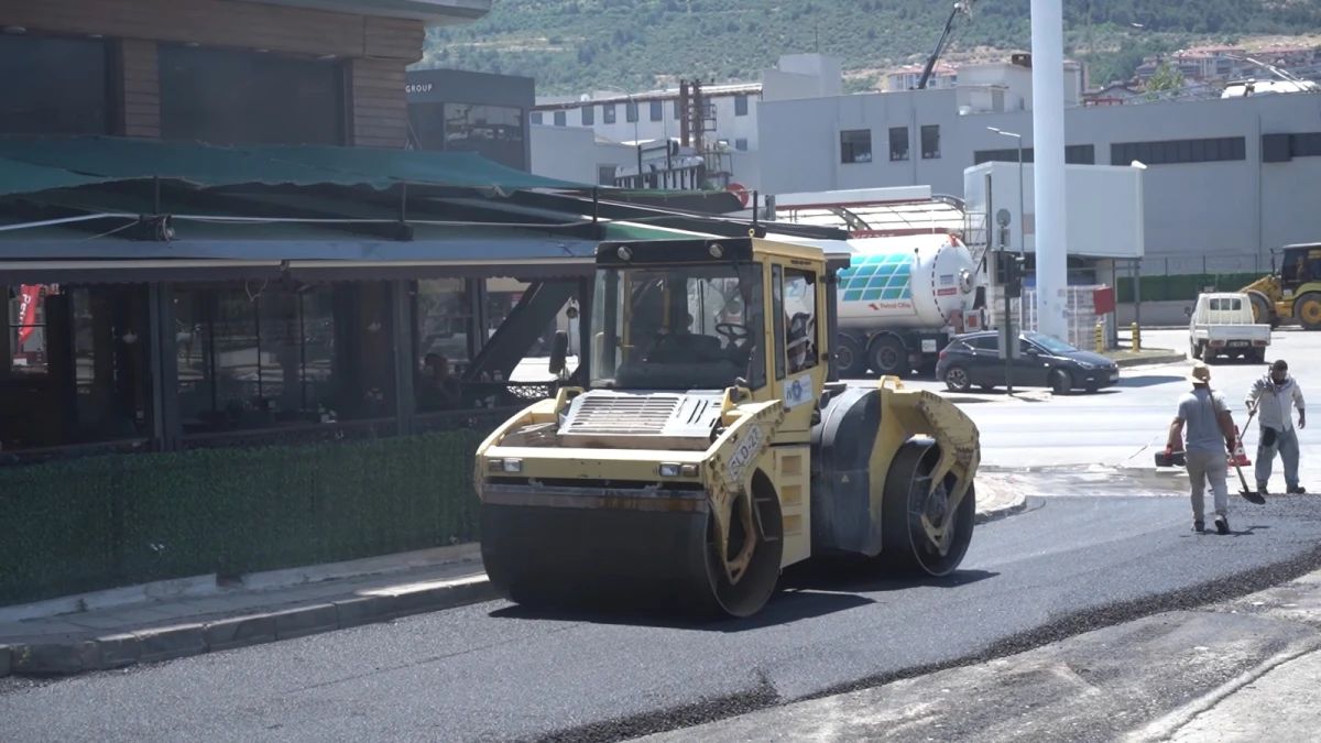 Kestel Belediyesi, İlçe Genelinde 20 Bin Ton Asfalt Serimiyle Ulaşım Altyapısını Güçlendiriyor