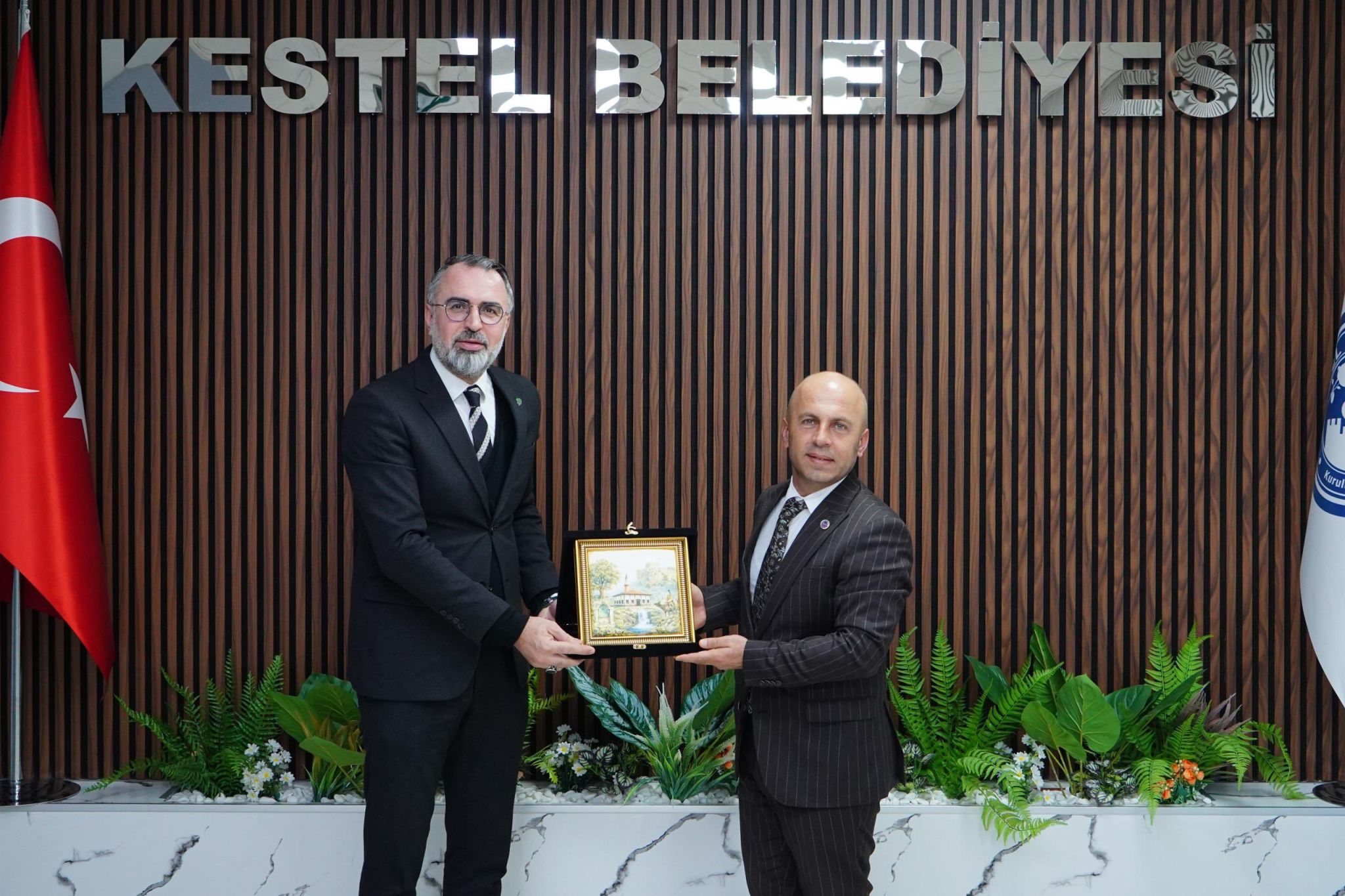 Olur Belediye Başkanımız Sayın Vedat Ergün ve kıymetli heyetini belediyemizde misafir ettik.