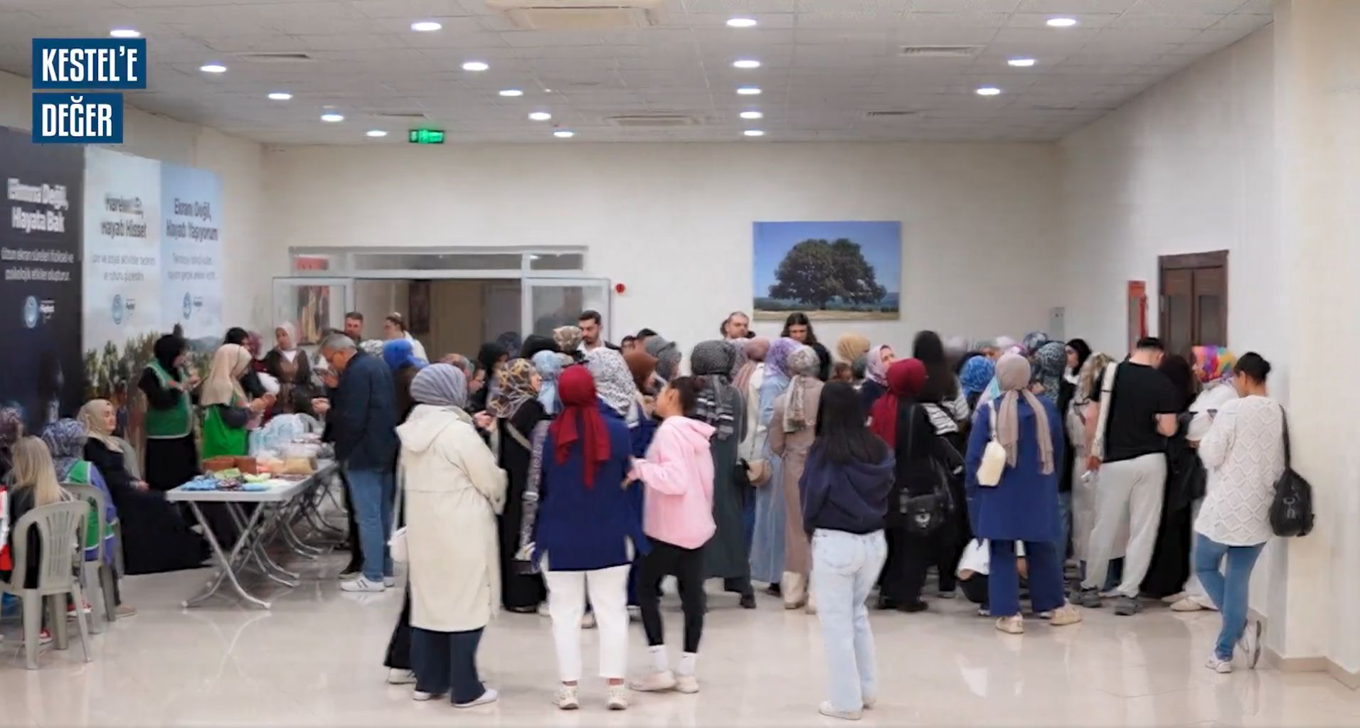 Kıymetli yazar Hatice Kübra Tongar Hanımefendiyi Kestel’imizde ağırladığımız güzel bir akşamı geride bıraktık