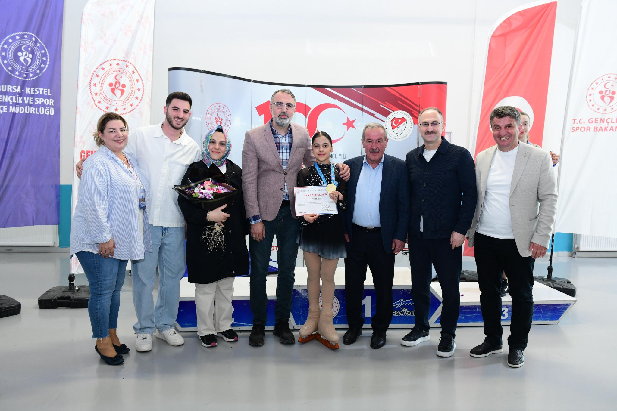 Kestel Buz Pateni Salonu’nda düzenlenen Artistik Buz Pateni Spor Toto Kupası Ödül Töreni’ne katıldık