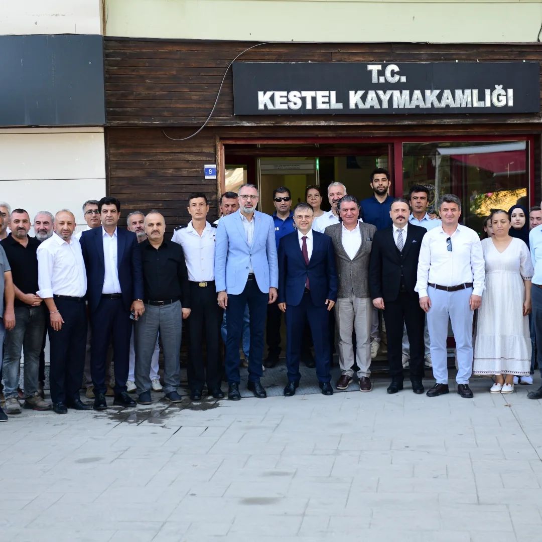Kestel'imize değerli hizmetlerde bulunan kıymetli Kaymakamımızı bugün yeni görev yerine uğurladık.