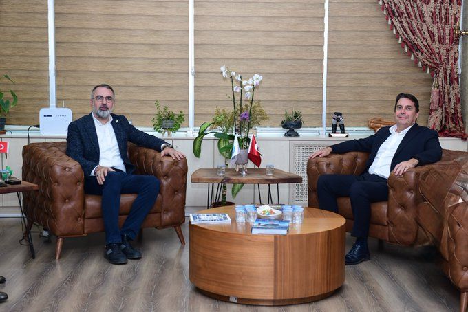 Başkanımız Cem Kürşad Hasanoğlu ve beraberindeki heyeti Belediyemizde ağırladık